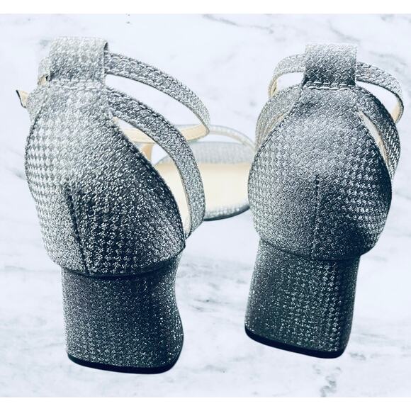Benjamin Walk Lilibet Touch Ups Silver Heels 6.5 M
Glitter Evening Shoes - Picture 7 of 11